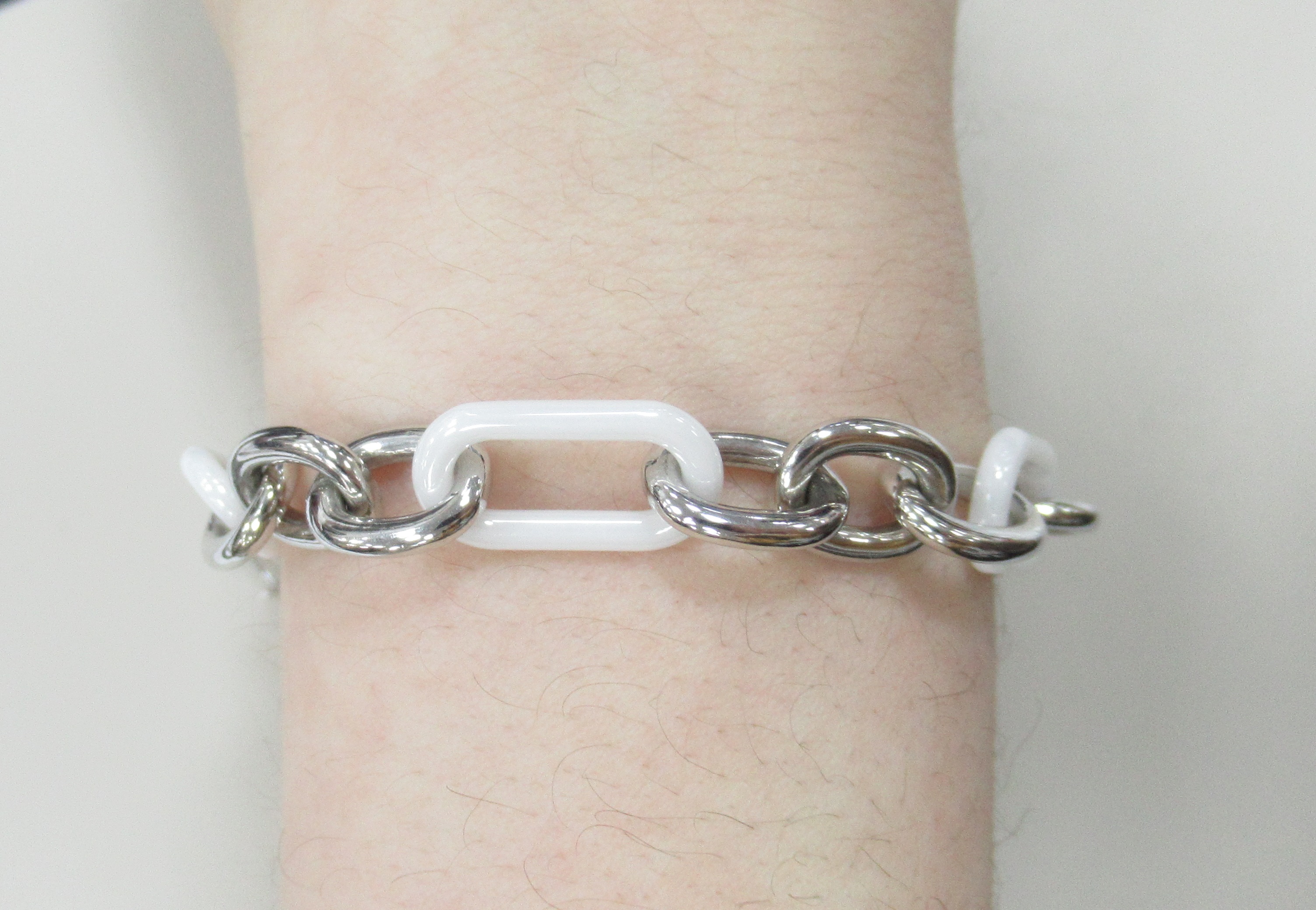 Серебряный браслет с керамикой